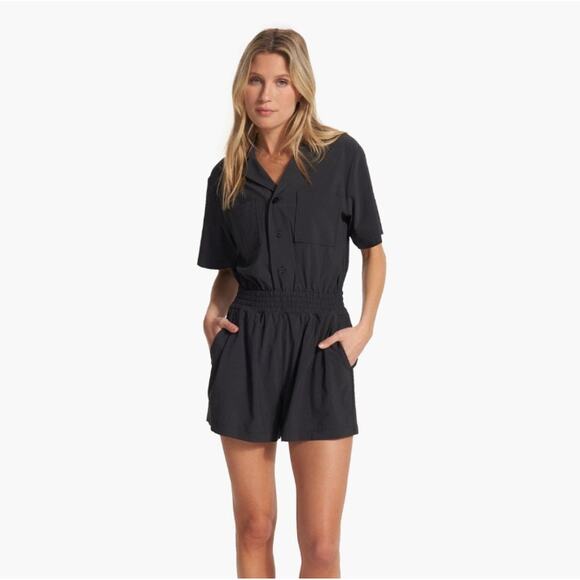 Vuori Villa Romper Collared Versatile Travel Wrinkle Resistant Black Small - Picture 1 of 2
